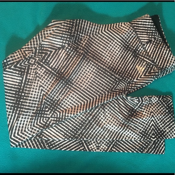 Adidas leggings - Picture 1 of 2